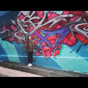 Meet your Posher, Cass